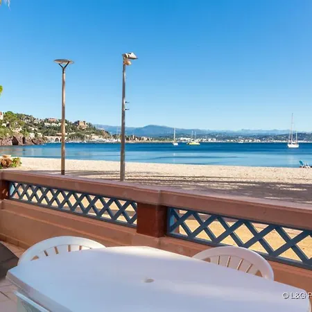 Theoule Beach Apartment *